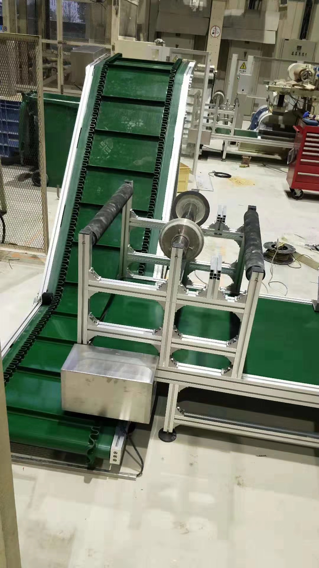 擋板csd皮帶輸送機.jpg 擋板csd皮帶輸送機.jpg